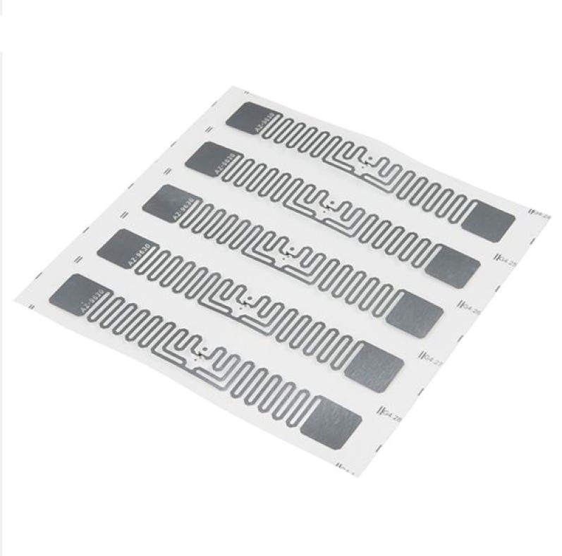 תג RFID על השמשה הקדמית